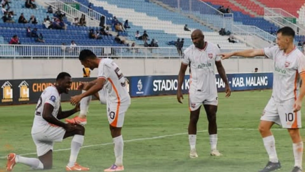 Pemain Borneo Fc Samarinda Berselebrasi Di Pekan 10 2025. [Ig @Borneofc.id]